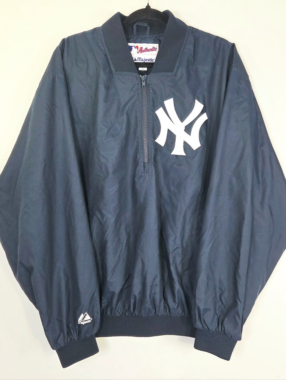 VINTAGE MAJESTIC NY YANKEES PULLOVER WINDBREAKER JACKET.